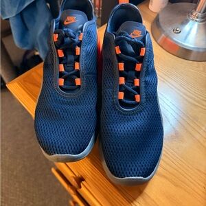Nike Men's Navy and Orange Sneakers